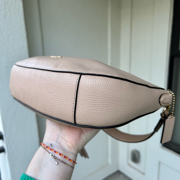 Coach Sutton shoulder bag style 52548 cream leather pebbled classic winter purse - Picture 7 of 11